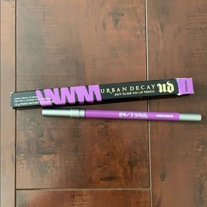 UD Urban Decay lip pencil Pandemonium